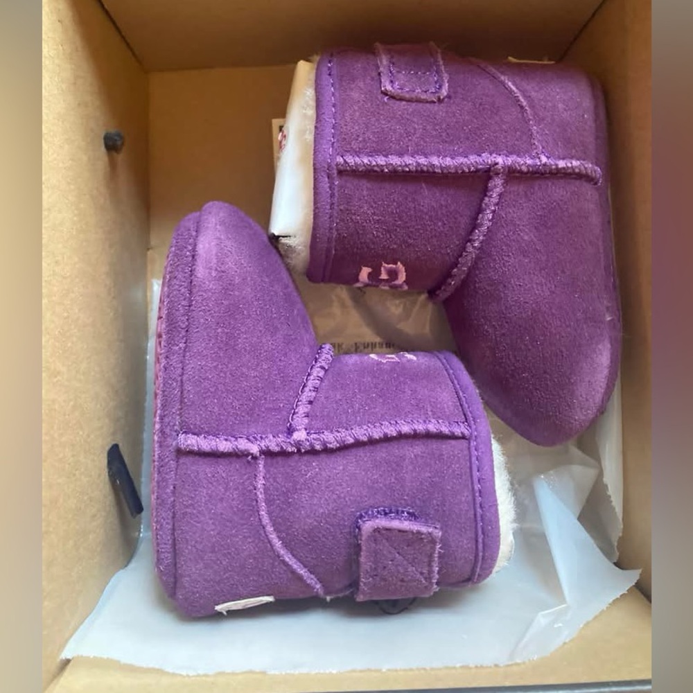 NIB, UGG, Jesse Boots, 0/1